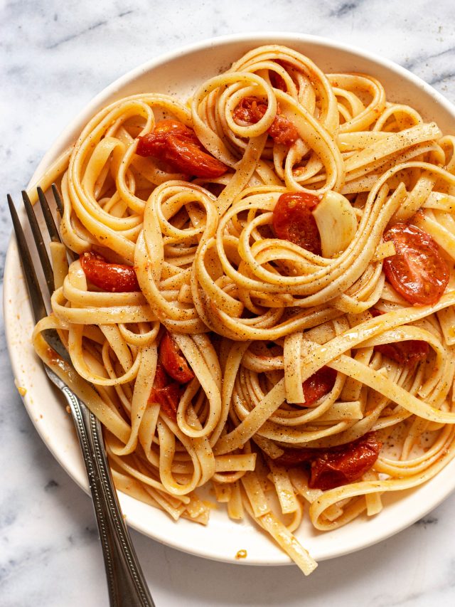 caramelized cherry tomato pasta