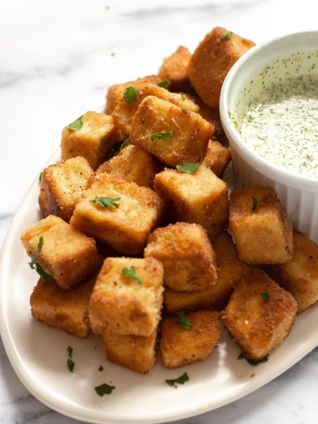 fried halloumi bites