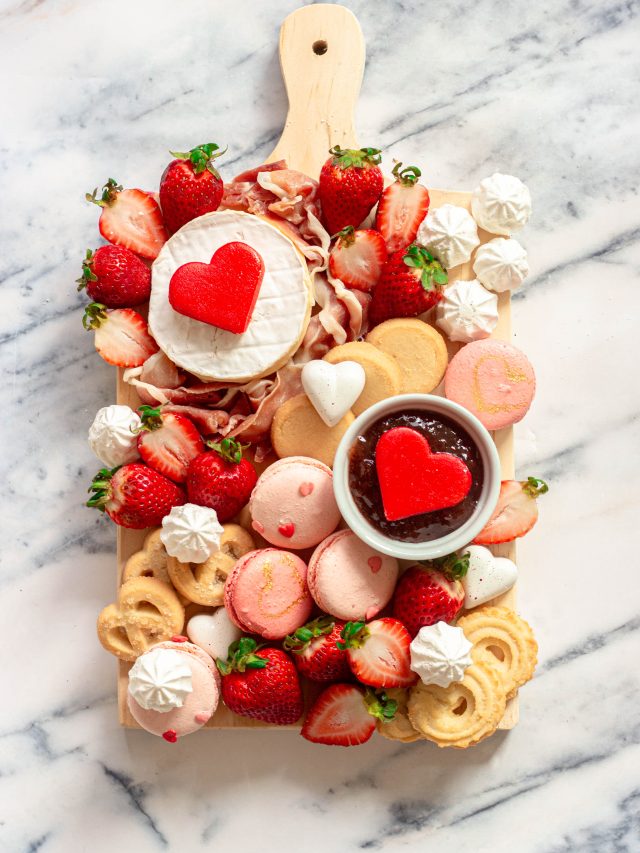 valentine's day charcuterie board